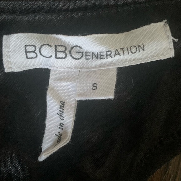 Woman’s BCBG dress. - Picture 2 of 2